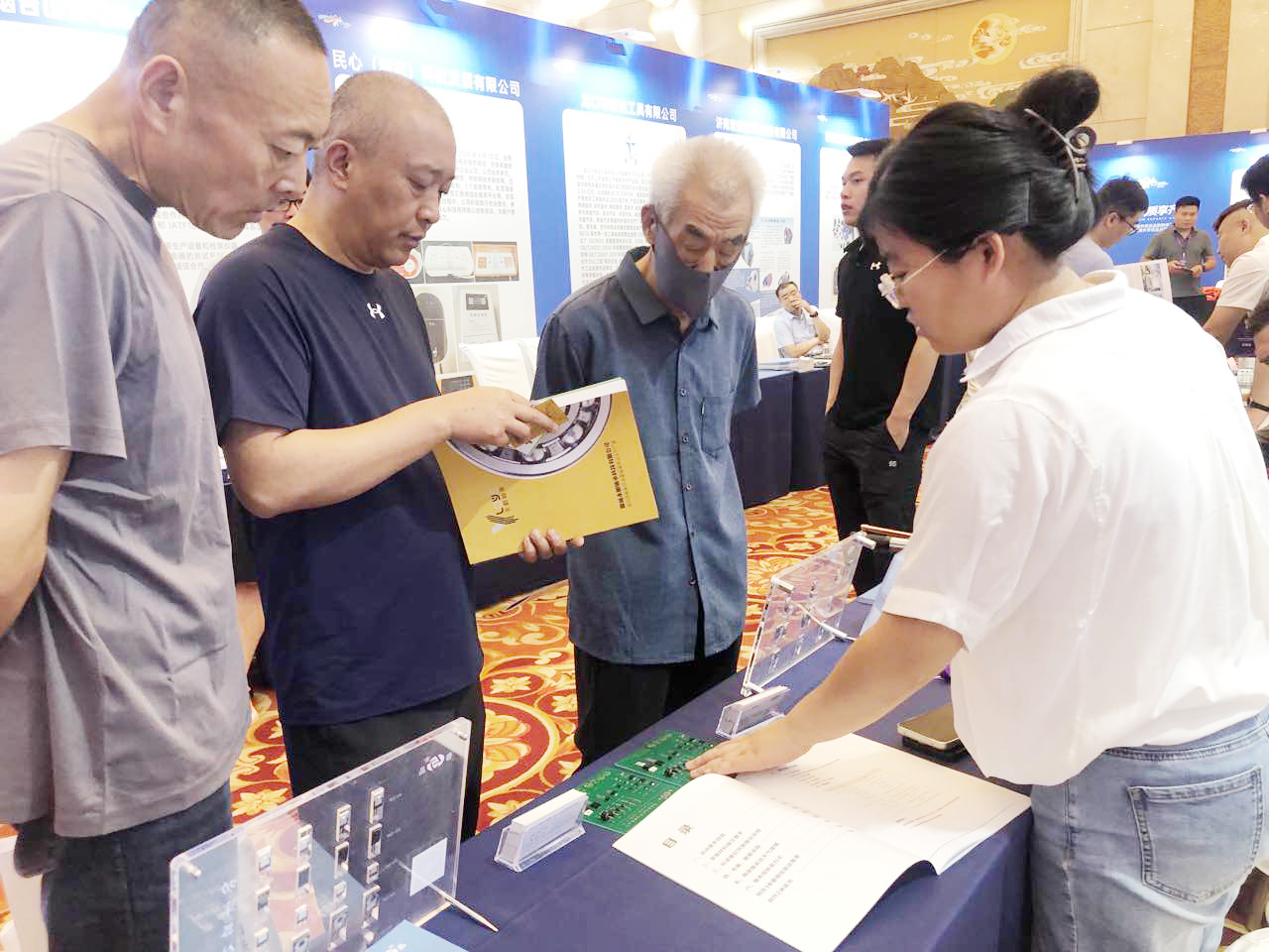 BSport体育官网展台.jpg